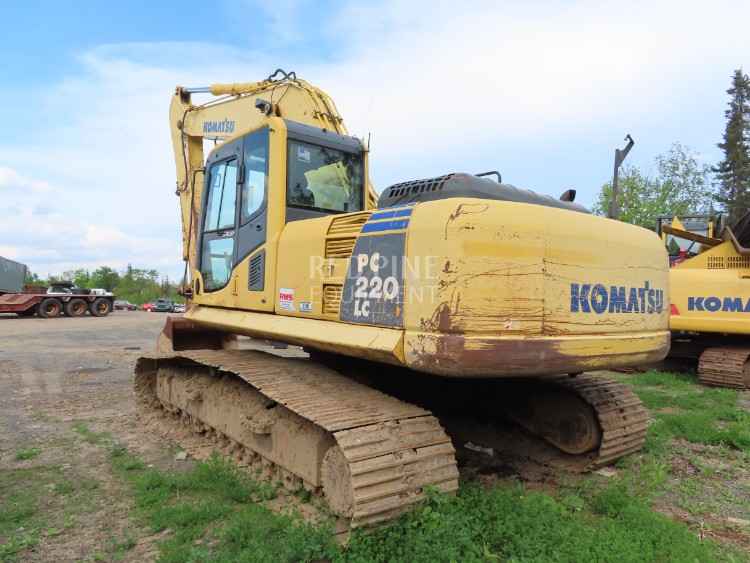 Komatsu PC220LC-8