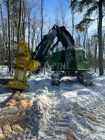  John Deere 853M 