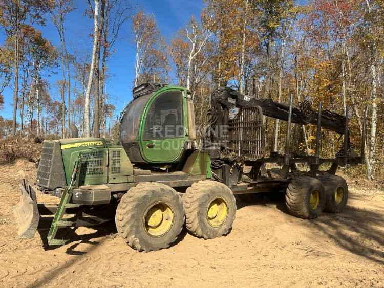 John Deere 1210E