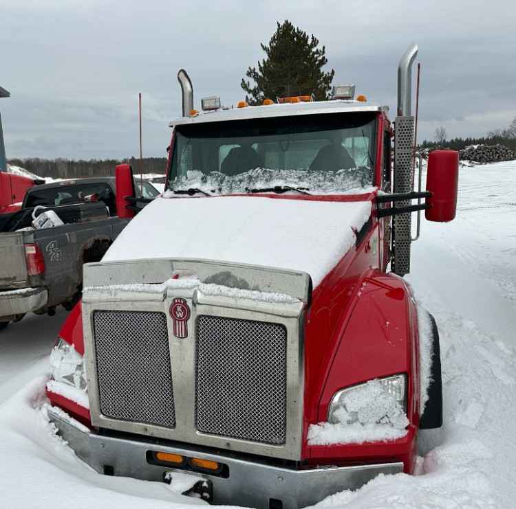 Kenworth T880