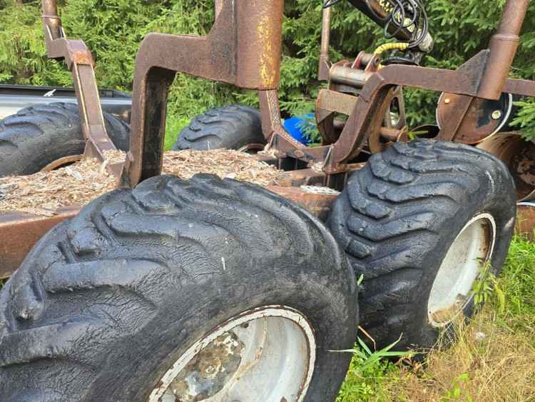 1999 Valmet 646 Forwarder