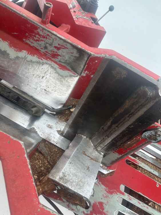 Brute Force 18-24 HD 