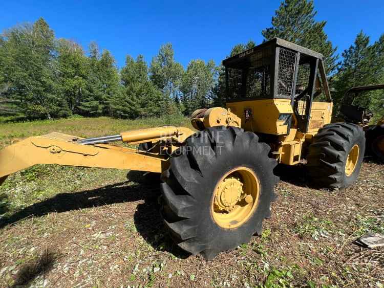 CAT 518 Skidder 