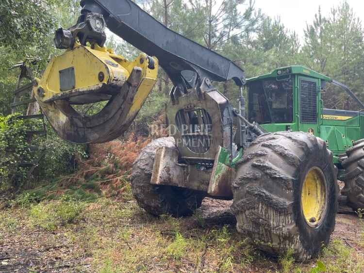 John Deere 948L 