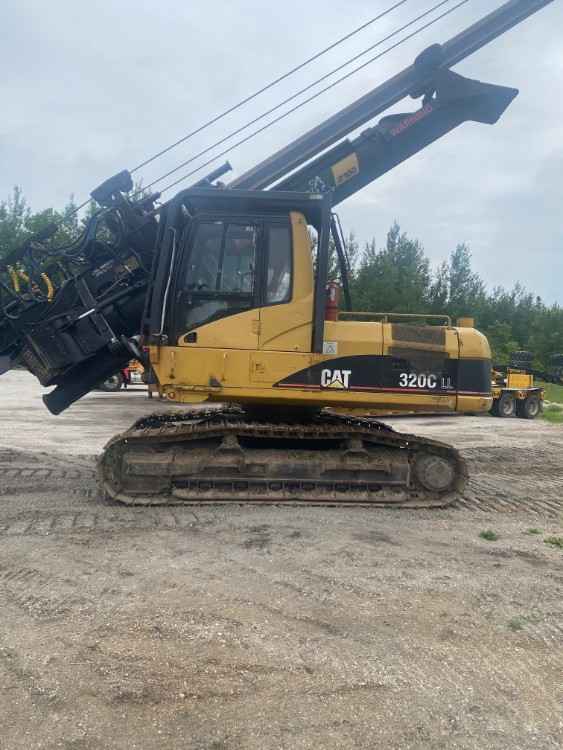 CAT 320C L