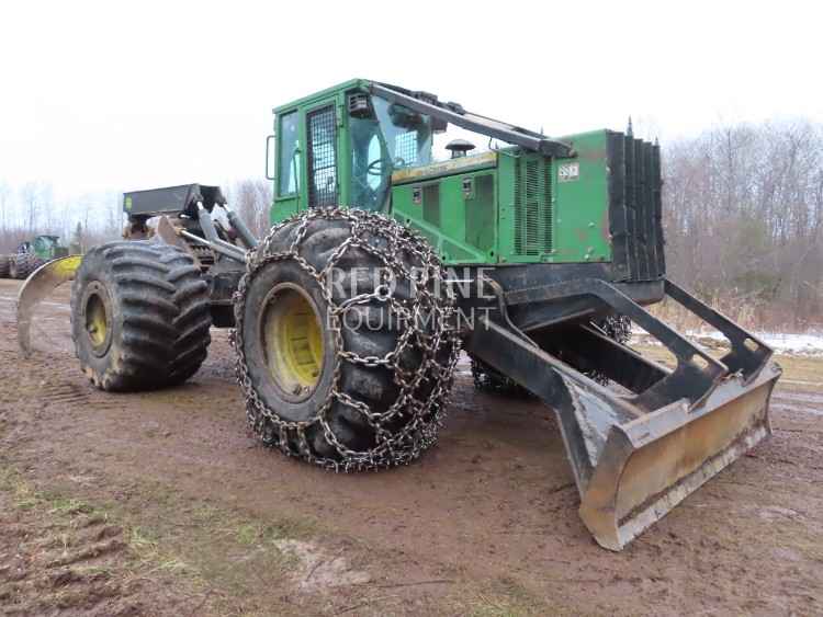 John Deere 748H