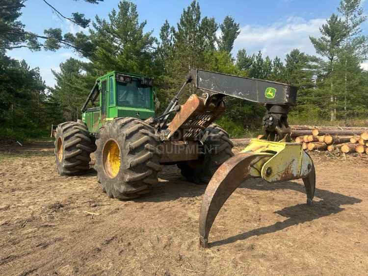 John Deere 648GIII