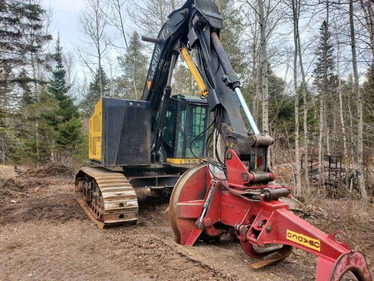  TimberKing TK711C Feller Buncher