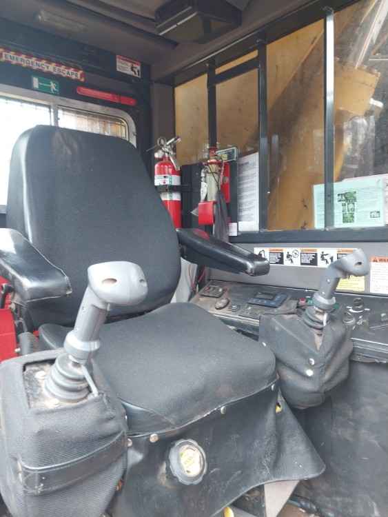 Komatsu XT430-L