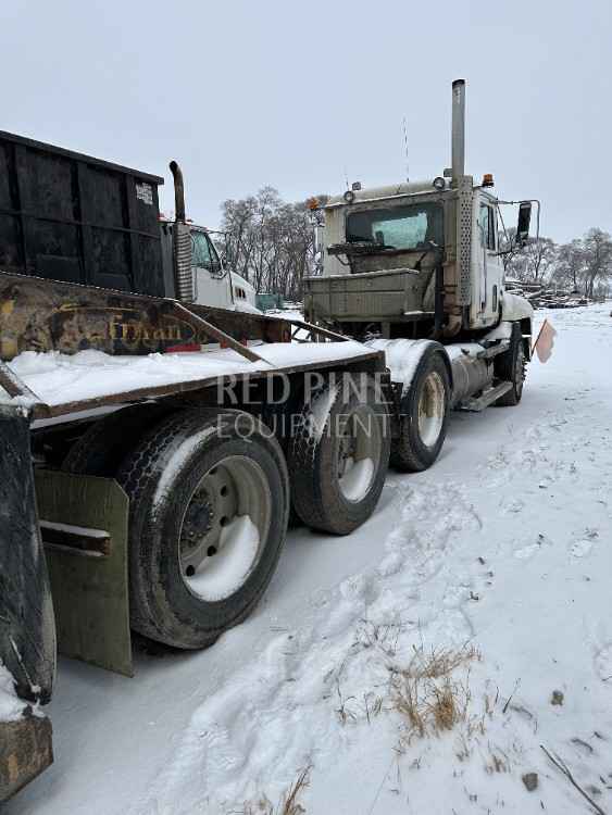 Mack CH613