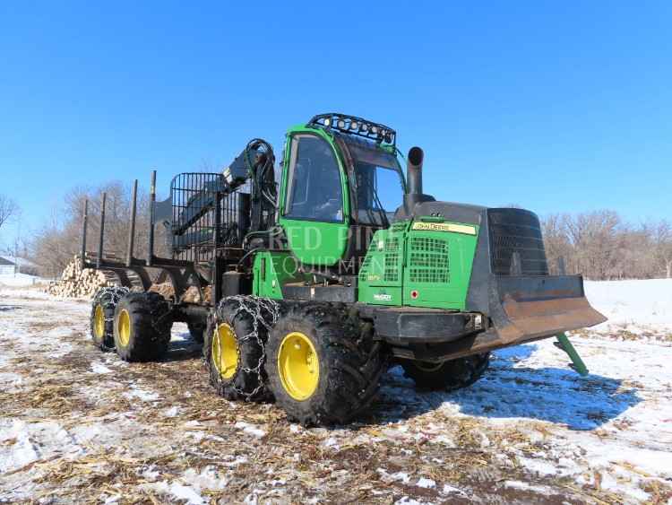 John Deere 1110E