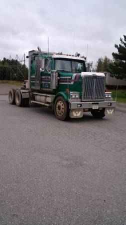 Western Star Log Truck ***SOLD***