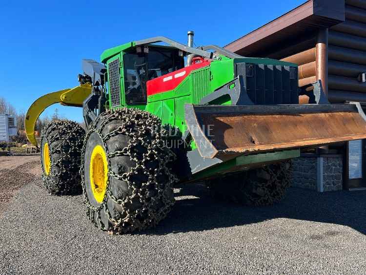 John Deere 948L 