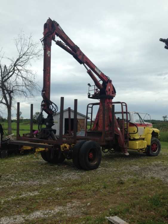 Ford 7000 loader